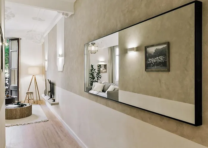 Baia - And Balcony In Eixample Esquerra Appartamento