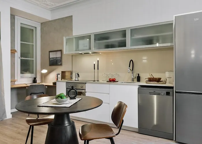 Baia - And Balcony In Eixample Esquerra * Barcellona