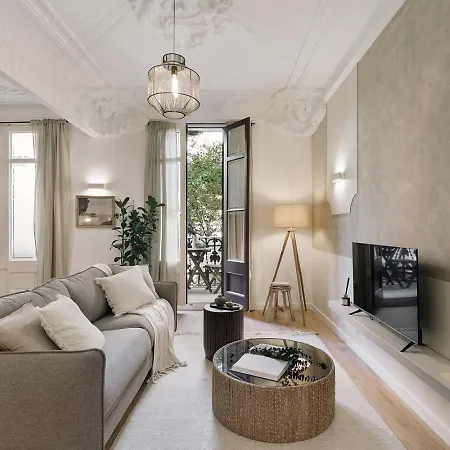 Apartment Baia - And Balcony In Eixample Esquerra *