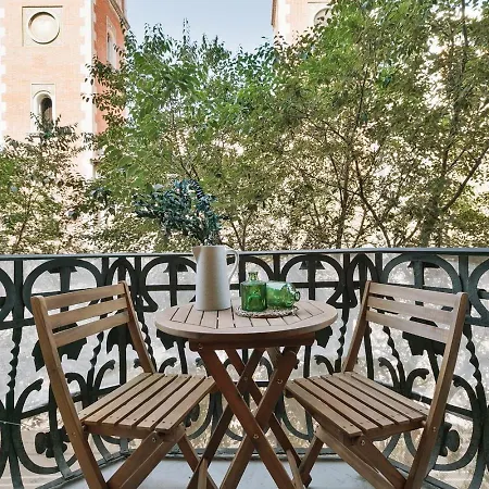 Baia - And Balcony In Eixample Esquerra Barcelona
