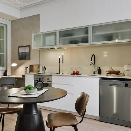 Baia - And Balcony In Eixample Esquerra * バルセロナ